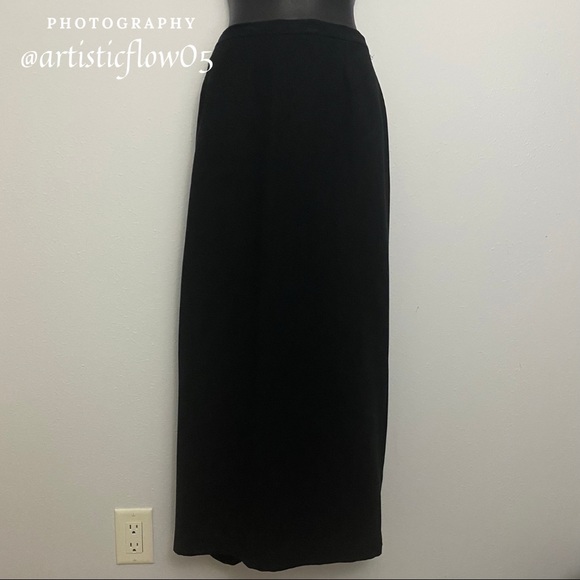 Casual Corner Dresses & Skirts - Casual Corner Lined Long Black Pencil Skirt NWOT